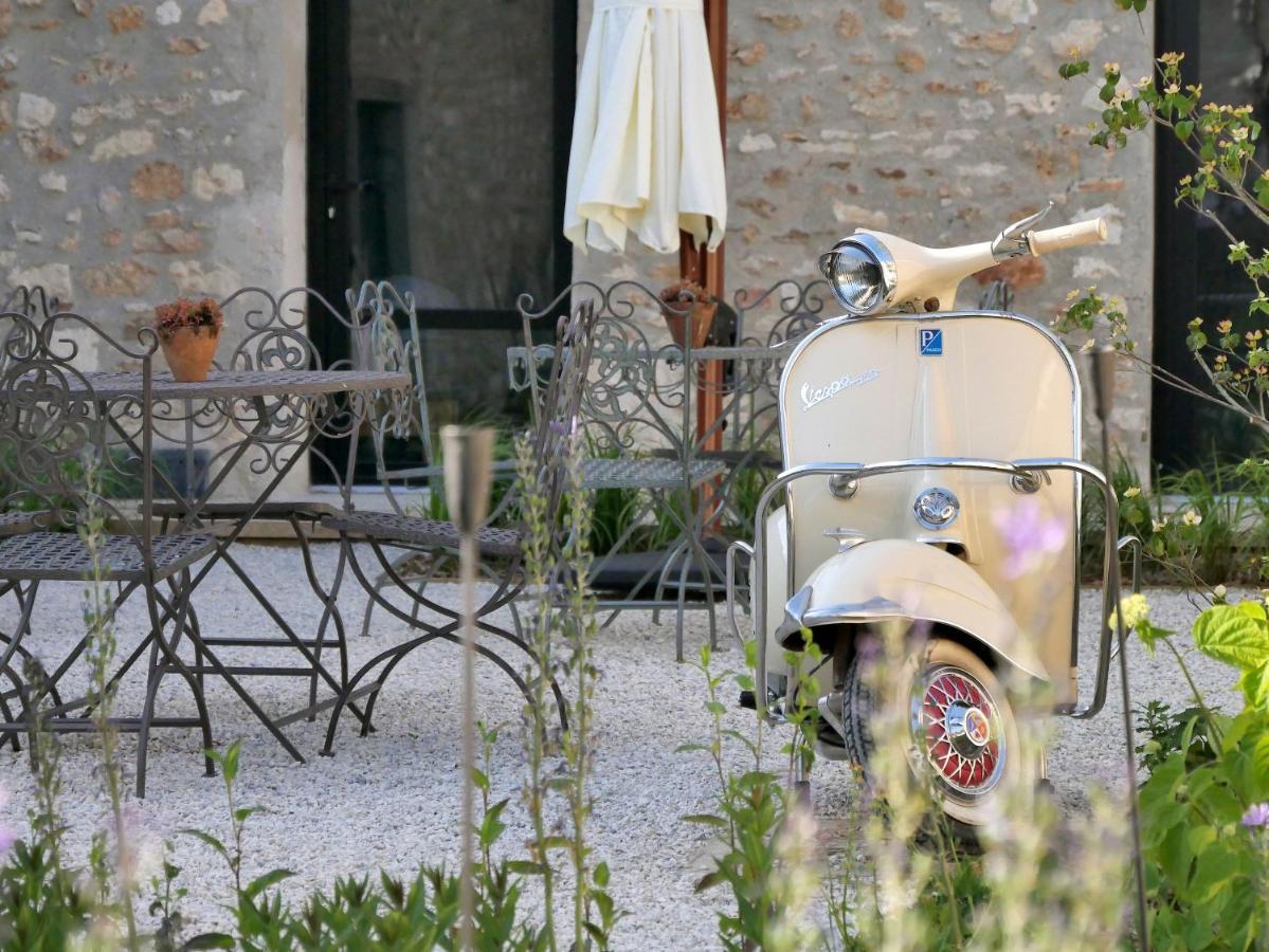 Hotel Val Trebbia à Feucherolles Extérieur photo